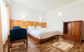 Tristar Hotel